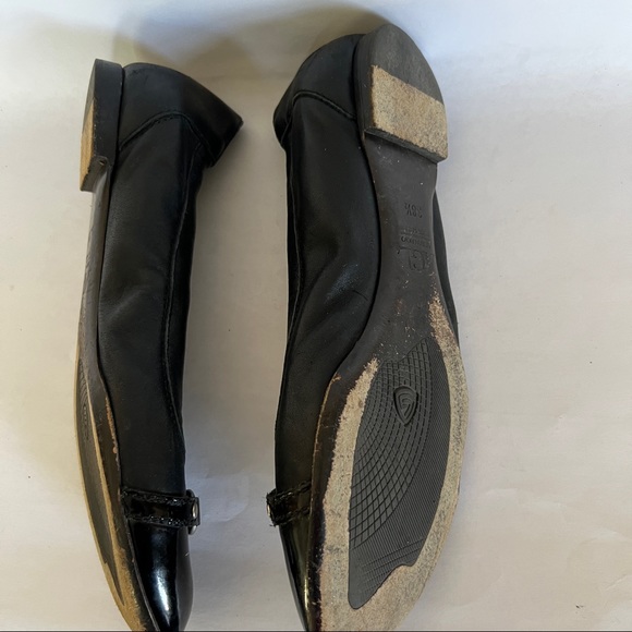 AGL ATTILIO GIUSTO LEUMBRUNI Black Cap Toe Ballet Flats - Picture 4 of 6